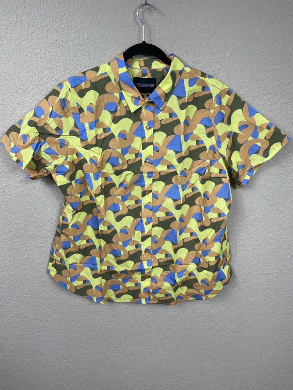NWT Wildfang The Essential Short Sleeve Button Up Shirt Abstract Pop Art Sz 1X - Picture 3 of 11